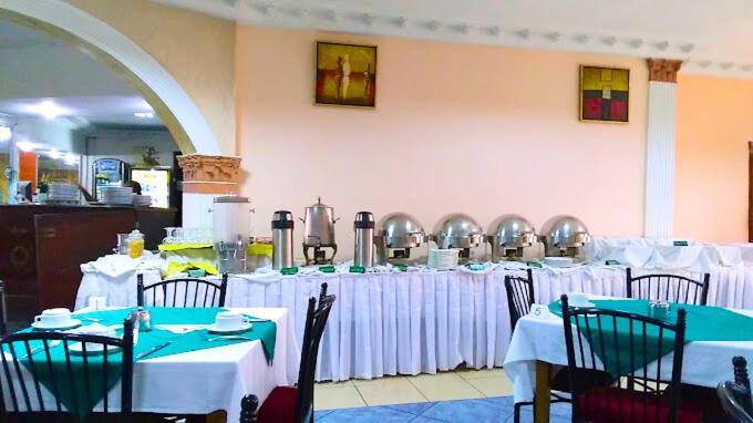 Hotel Vallee Des Princes ドゥアラ エクステリア 写真